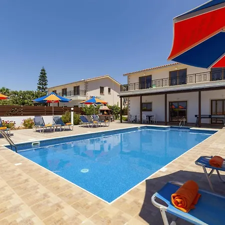 Villa Antonia By *