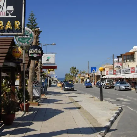 Antonia By וילה פאהיה